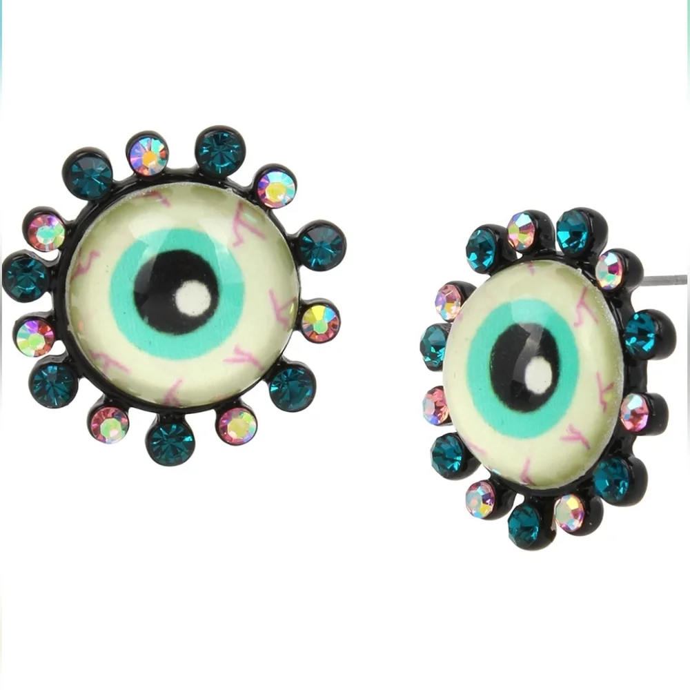 Betsey Johnson Eyeball button earrings! NWT - Picture 1 of 12